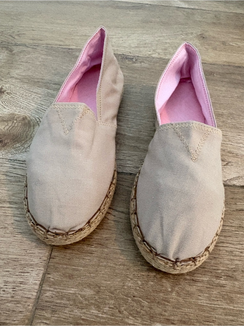 New & Unworn Cream Canvas Espadrille Flats (Size 5)